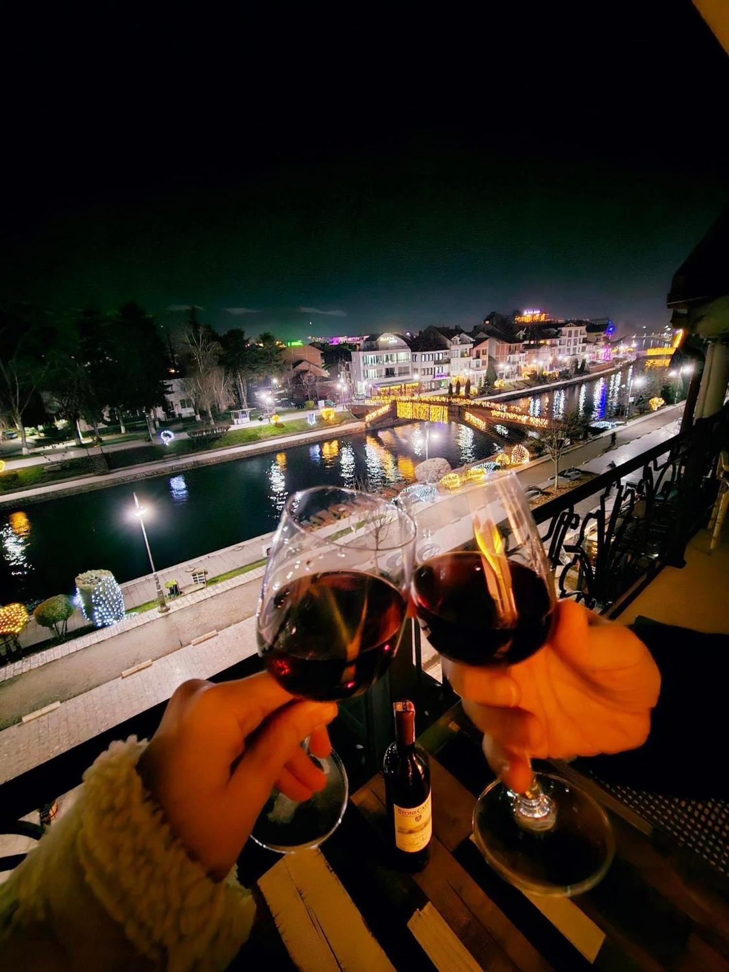Struga Riverview Hotel Exterior photo